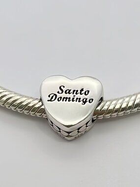 Pandora Santo Domingo Exclusive Heart Charm